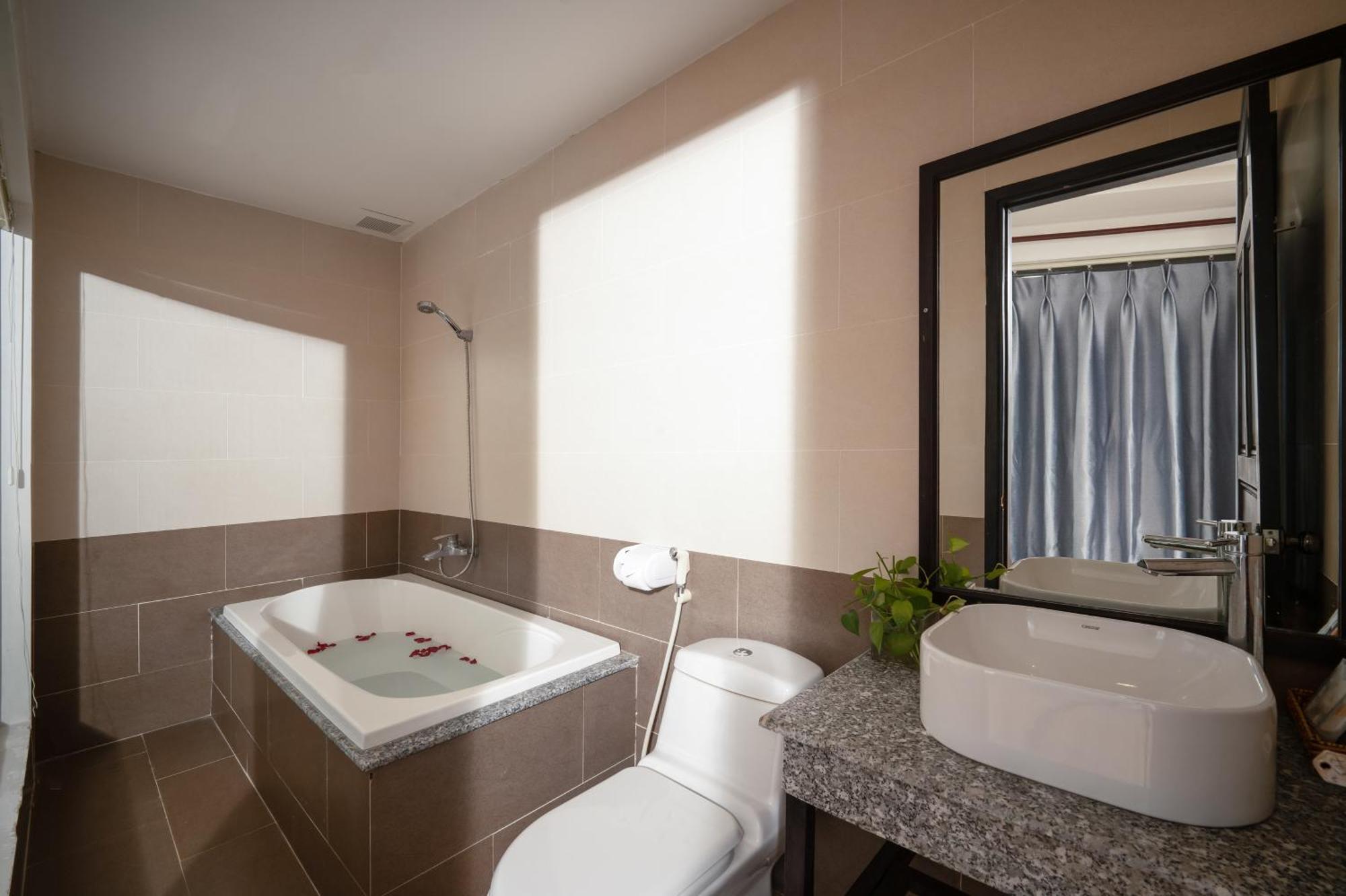 Viet Long Hoian Beach Hotel - Stay 24H Hội An Extérieur photo